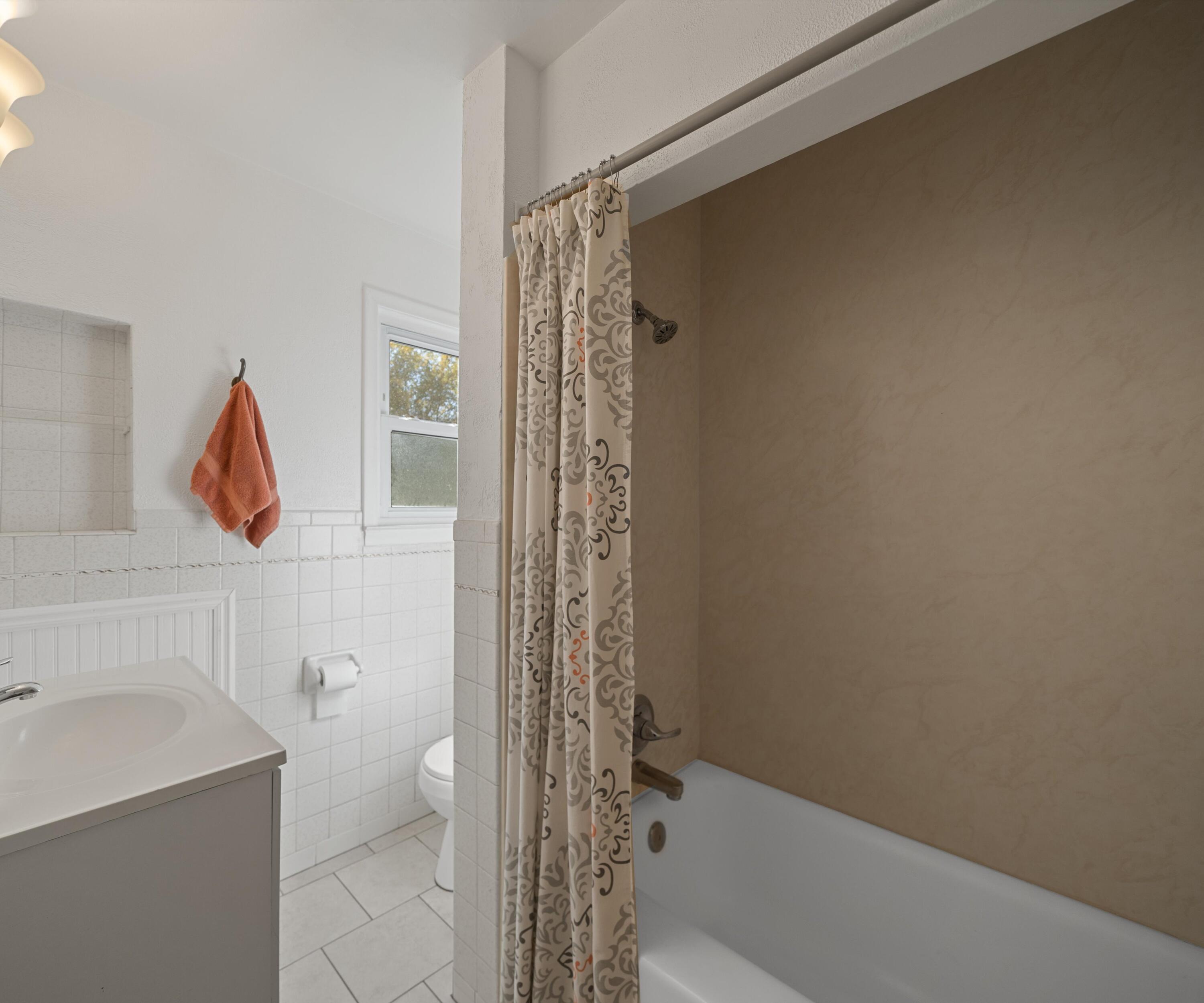 28109 Goddard Road Romulus, MI 48174 - Photo 23 of 47 22-DSC01552