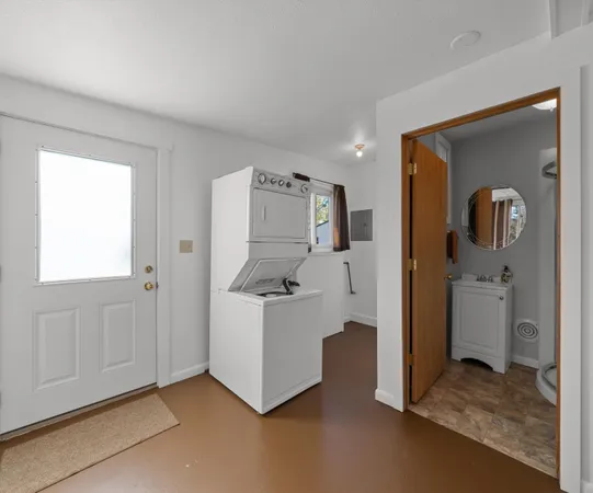 $214,900 | 28109 Goddard Road, Romulus, MI 48174