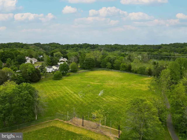 $464,900 | 2005 Farragut Drive, Stafford, VA 22554