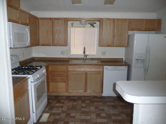 2611 West Roadrunner Road Tucson, AZ 85746 - Photo 12 of 24 Gallery Image 12