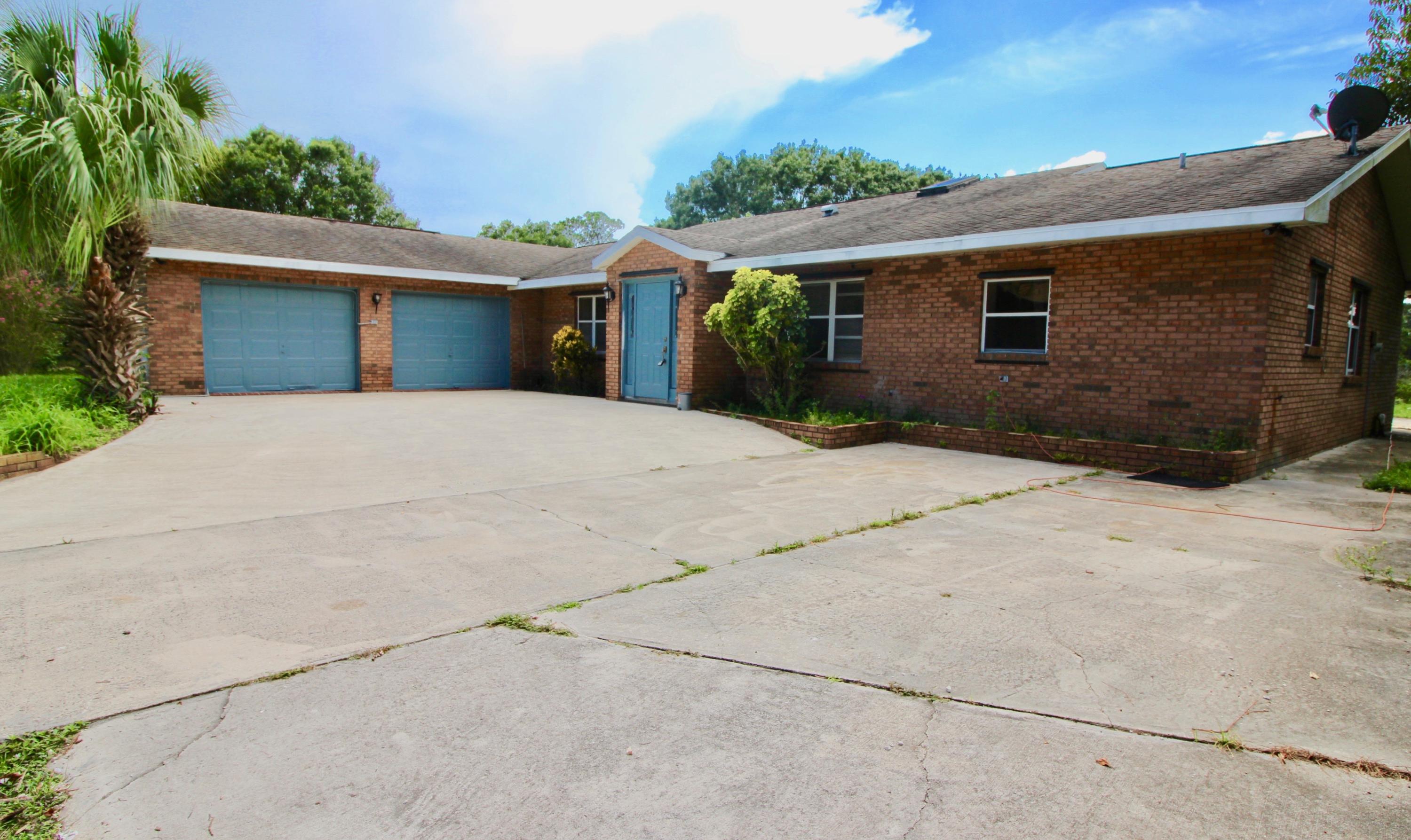 901 Campbell Road Fort Pierce, FL 34945 - Photo 4 of 23 IMG_7114