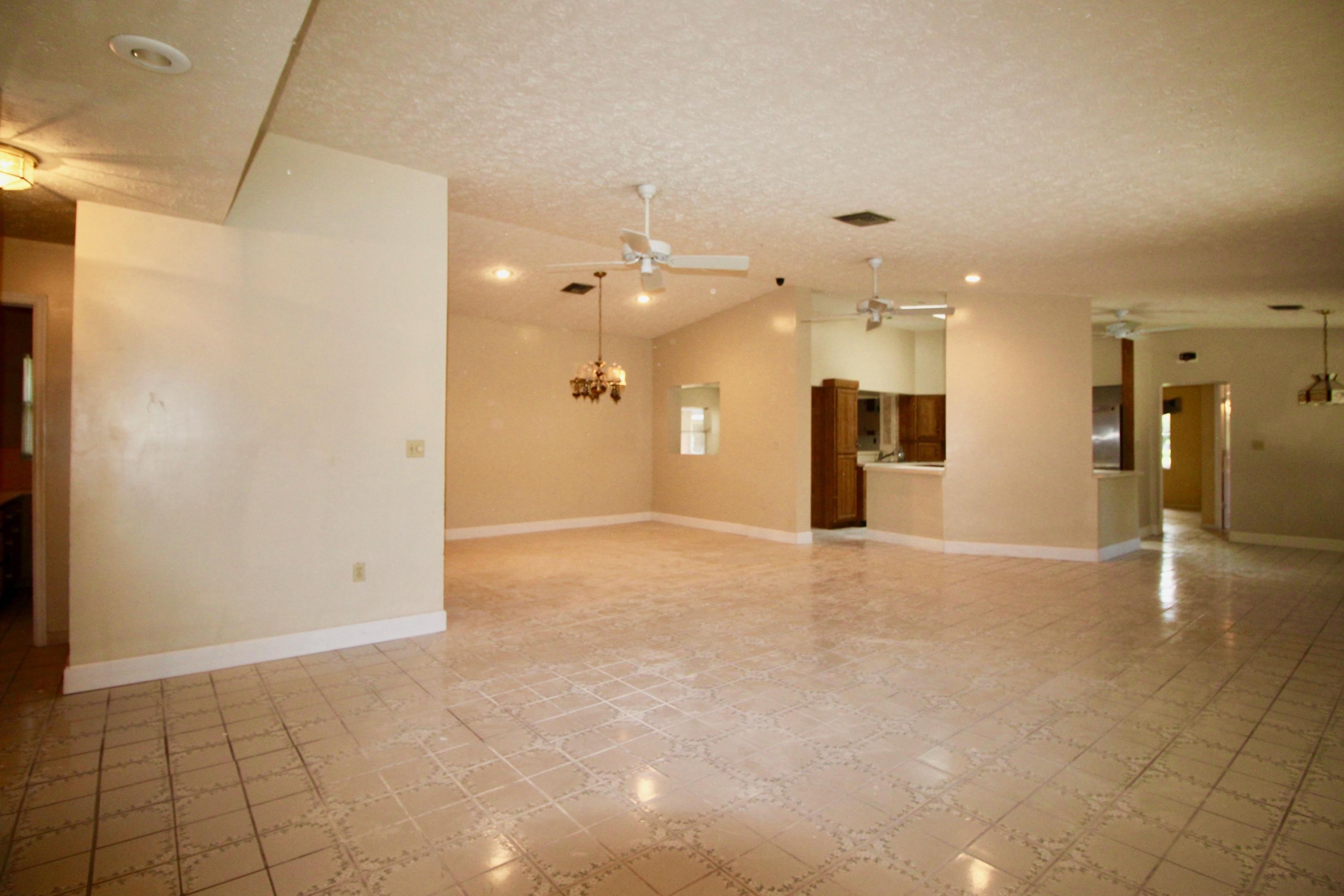 901 Campbell Road Fort Pierce, FL 34945 - Photo 6 of 23 IMG_7089