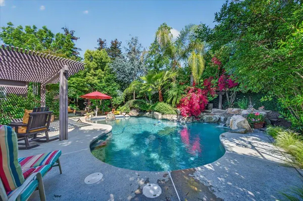 $749,000 | 2007 Ashcroft Avenue, Clovis, CA 93611