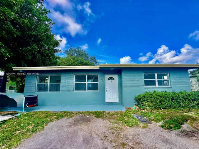 $2,650 | 5903 Southwest 26th Terrace, West Park, FL 33023