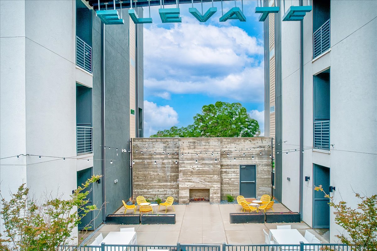 4801 Springdale Road, Unit 1402 Austin, TX 78723 - Photo 34 of 39 Outdoor fireplace