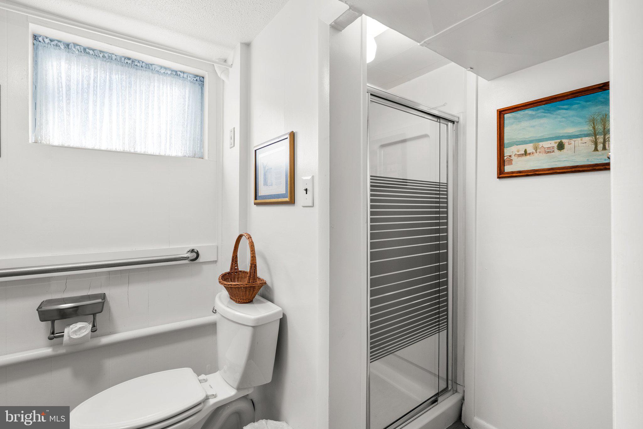 2710 Harmon Road Silver Spring, MD 20902 - Photo 24 of 34