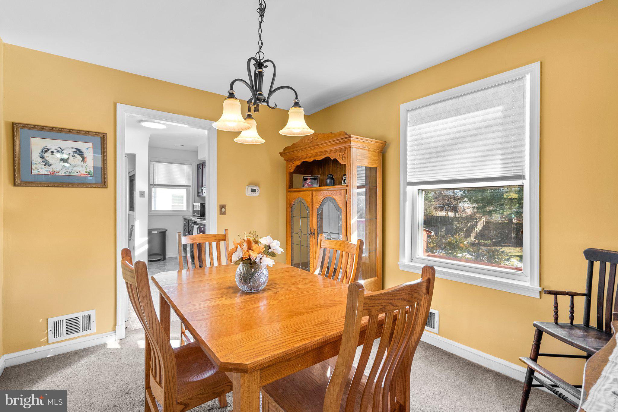 2710 Harmon Road Silver Spring, MD 20902 - Photo 7 of 34