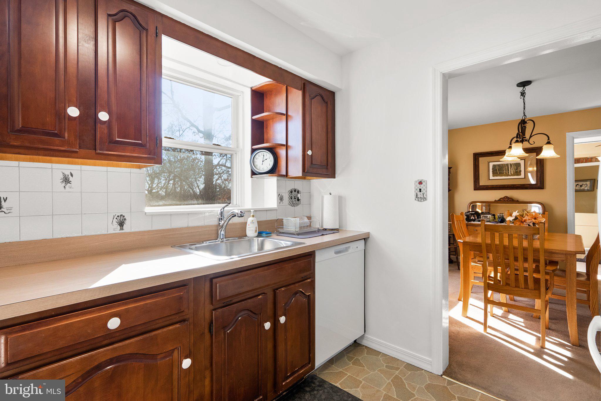 2710 Harmon Road Silver Spring, MD 20902 - Photo 10 of 34