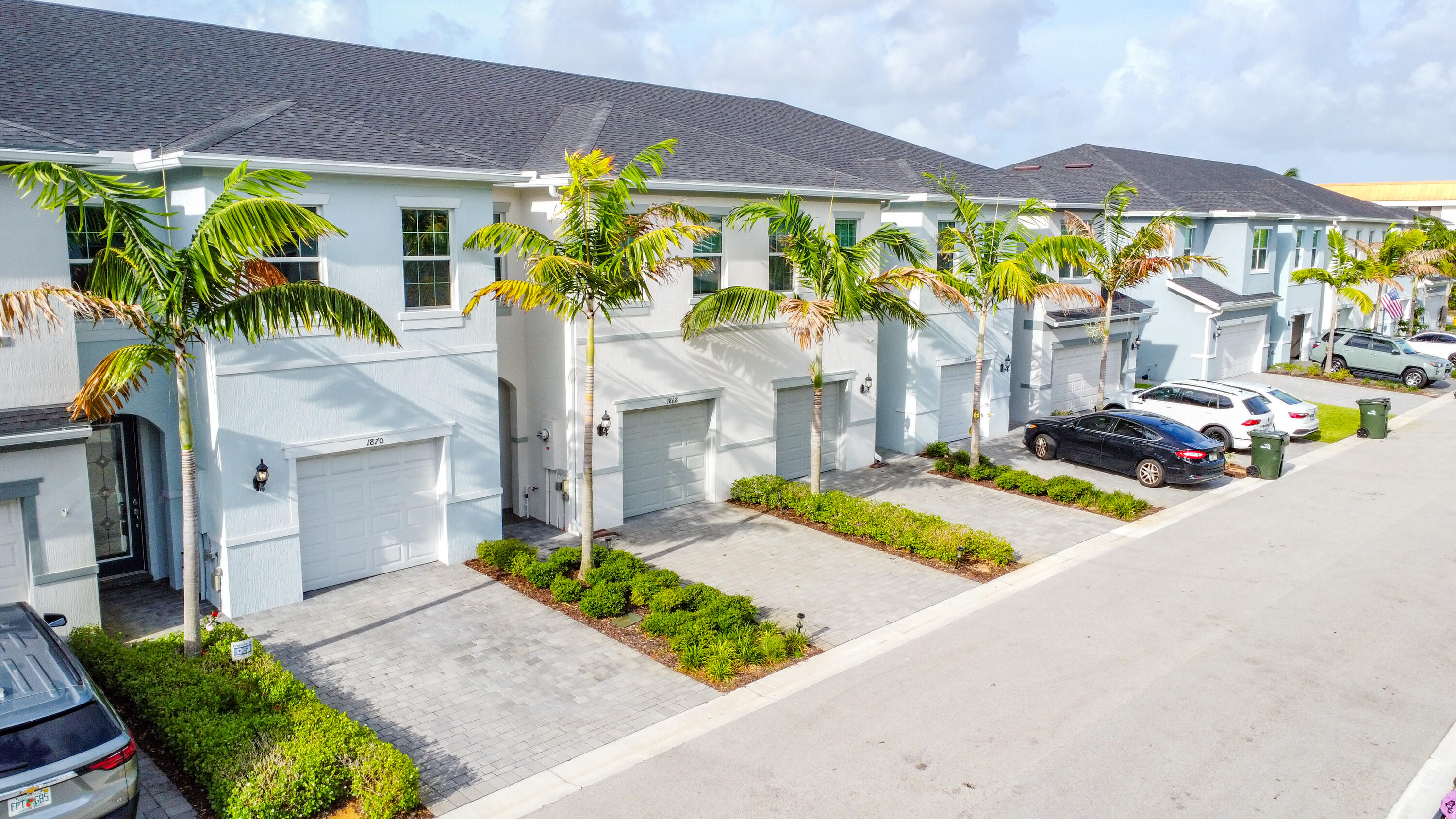1866 Southeast Tarni Way Stuart, FL 34996 - Photo 4 of 58 1866 SE Tarni Way