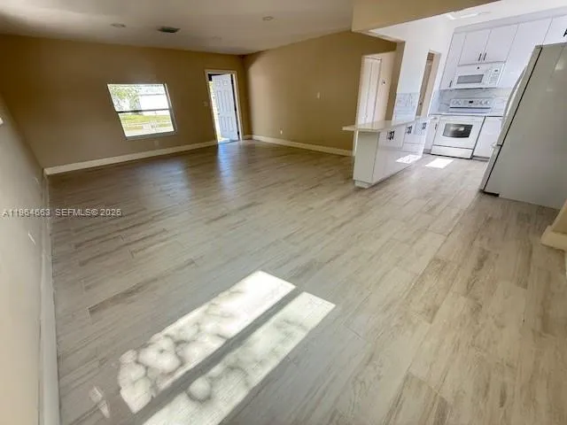 $2,700 | 4600 Southwest 33rd Drive, Unit 4600, West Park, FL 33023