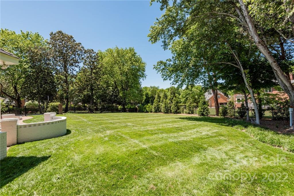 3100 Foxridge Road Charlotte, NC 28226 - Photo 40 of 43 Gallery Image 40