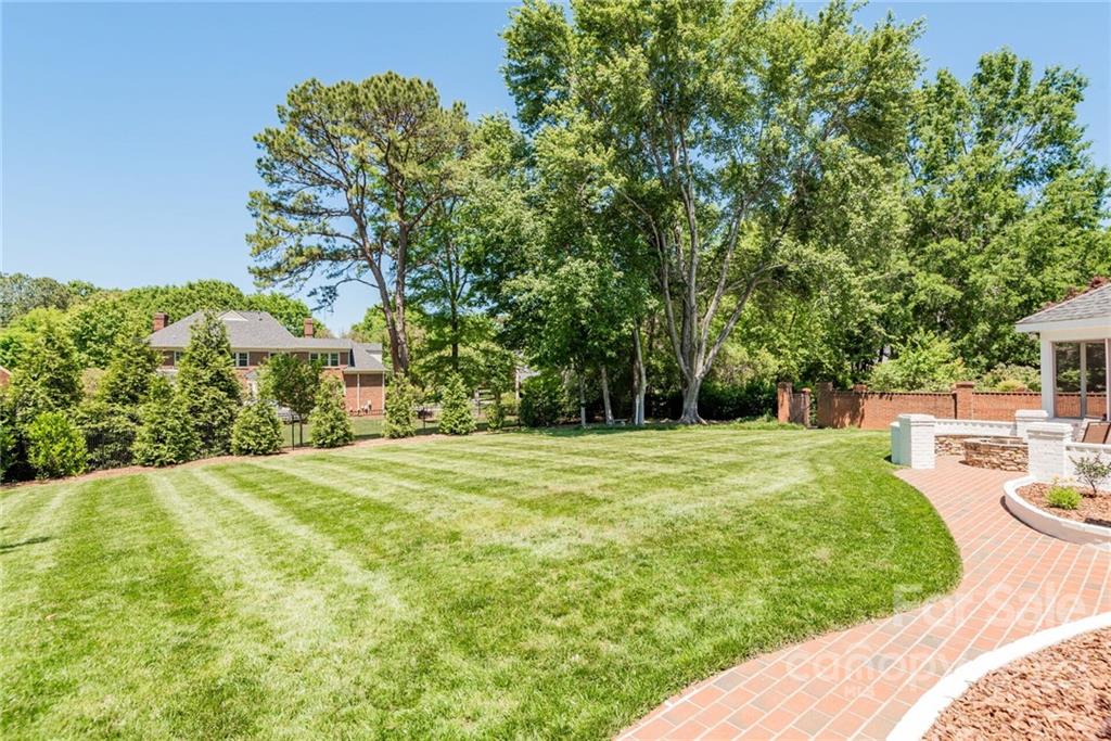 3100 Foxridge Road Charlotte, NC 28226 - Photo 41 of 43 Gallery Image 41