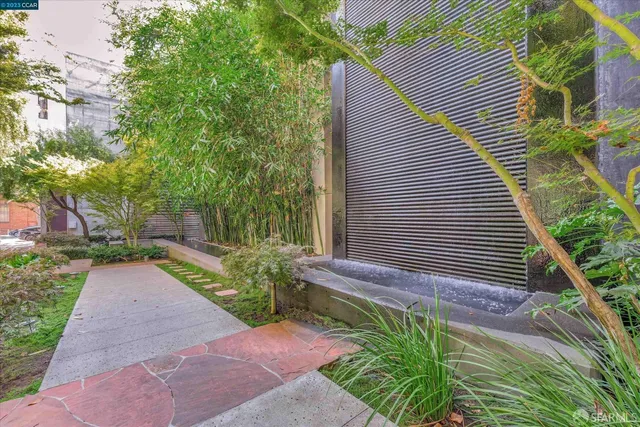 $479,900 | 1510 Park Avenue, Unit 302, Emeryville, CA 94608