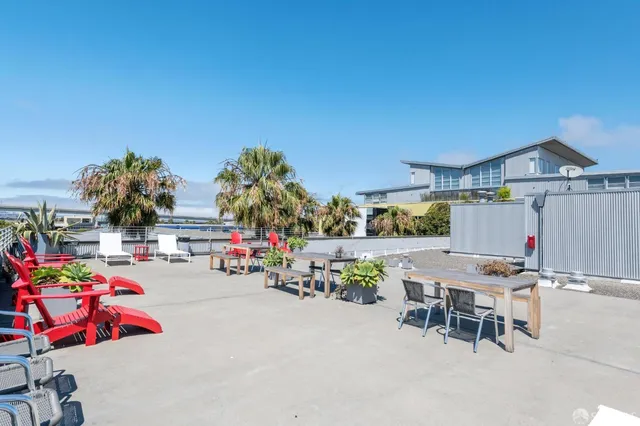 $479,900 | 1510 Park Avenue, Unit 302, Emeryville, CA 94608