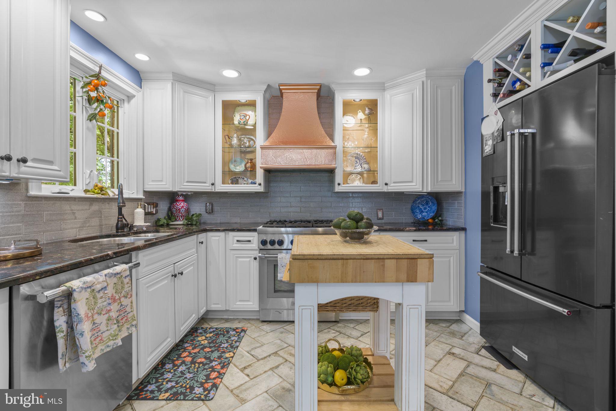 9105 Dunloggin Road Ellicott City, MD 21042 - Photo 14 of 68 Gallery Image 14