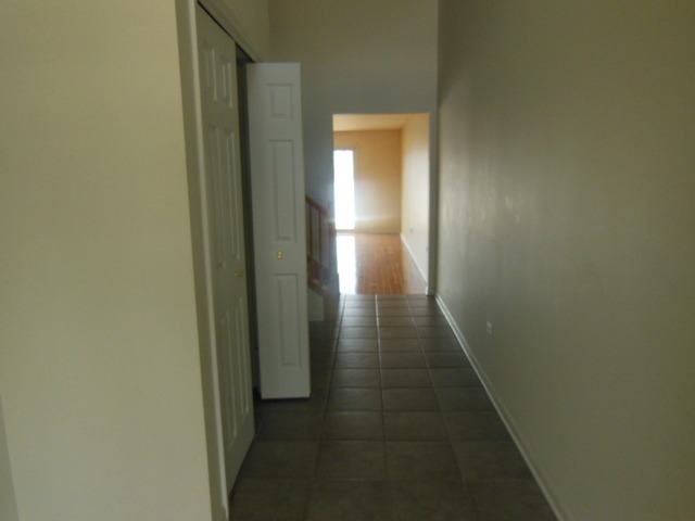 17696 Locust Street, Unit 96 Lansing, IL 60438 - Photo 2 of 17