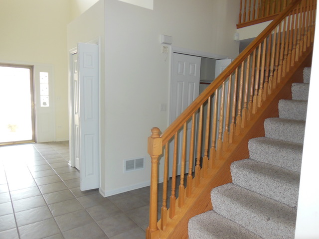 17696 Locust Street, Unit 96 Lansing, IL 60438 - Photo 4 of 17