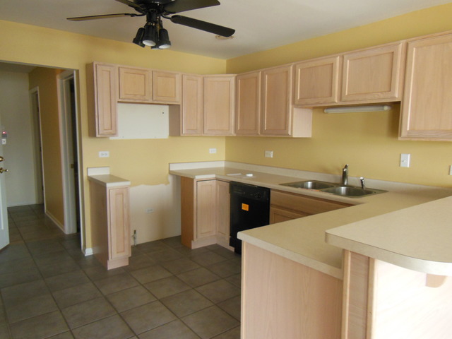 17696 Locust Street, Unit 96 Lansing, IL 60438 - Photo 7 of 17
