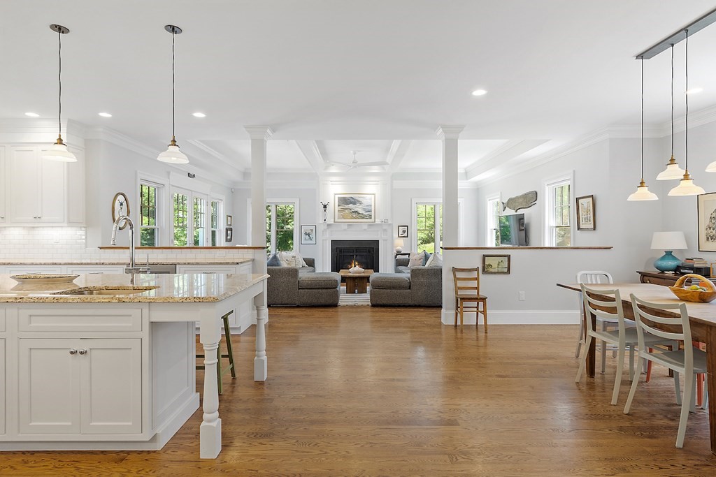 59 Mildred Circle Concord, MA 01742 - Photo 2 of 33