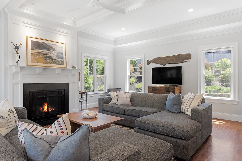 59 Mildred Circle Concord, MA 01742 - Photo 7 of 33