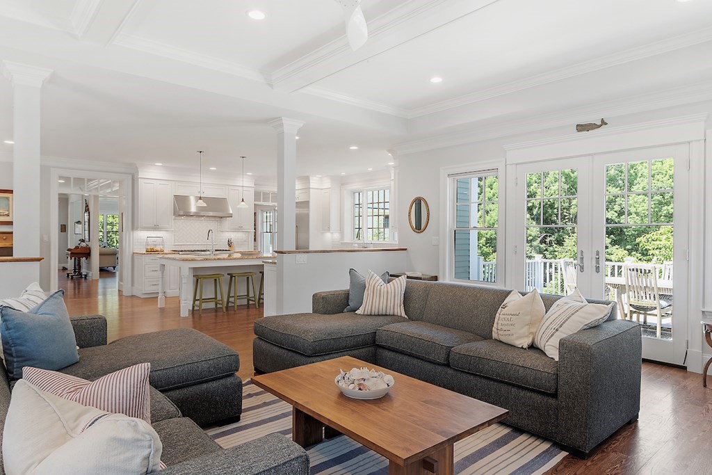 59 Mildred Circle Concord, MA 01742 - Photo 8 of 33