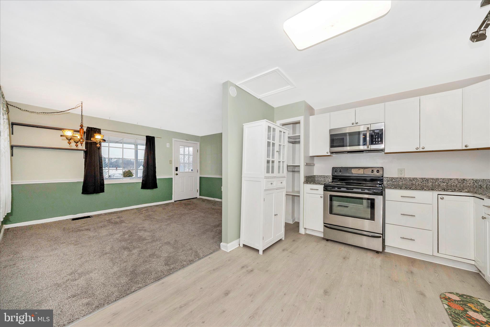 1230 Crescent Road Hagerstown, MD 21742 - Photo 11 of 43