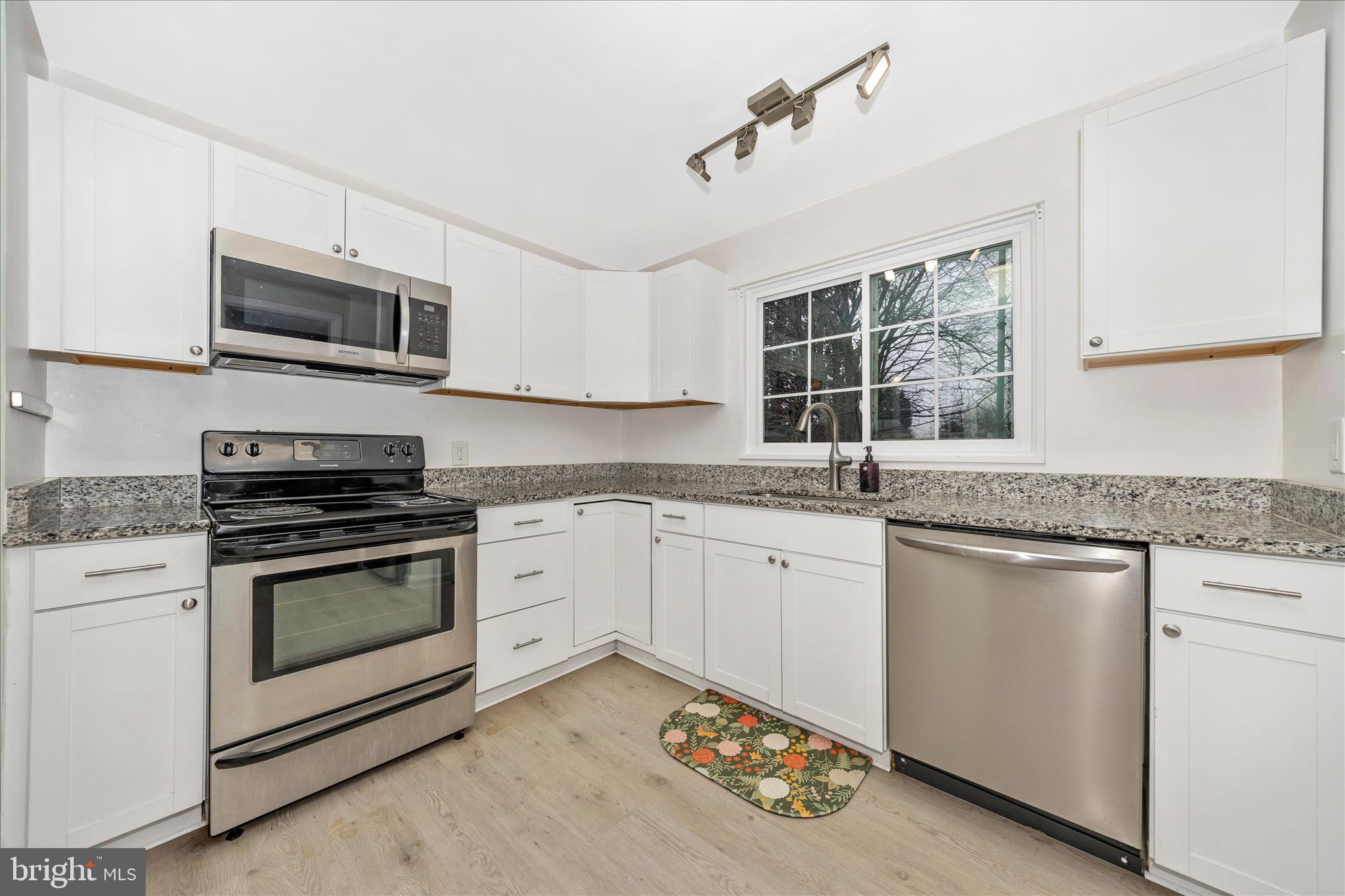 1230 Crescent Road Hagerstown, MD 21742 - Photo 13 of 43