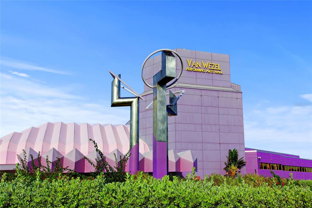 521 Ohio Place Sarasota, FL 34236 - Photo 45 of 48 a sign that is on the side of the wall