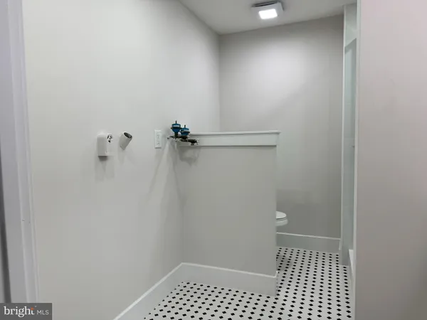 $259,900 | 402 Via Cascata Drive, Clementon, NJ 08021