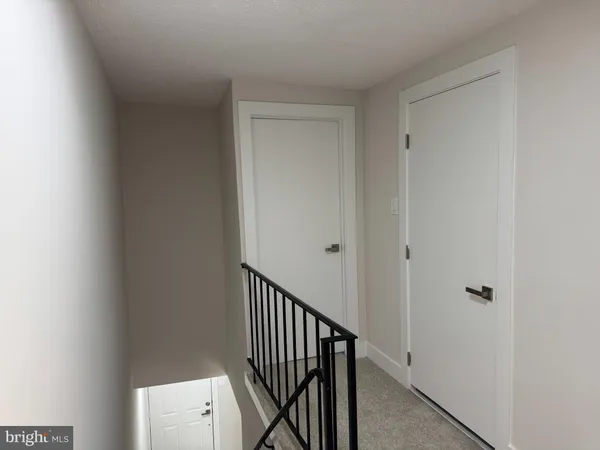 $259,900 | 402 Via Cascata Drive, Clementon, NJ 08021