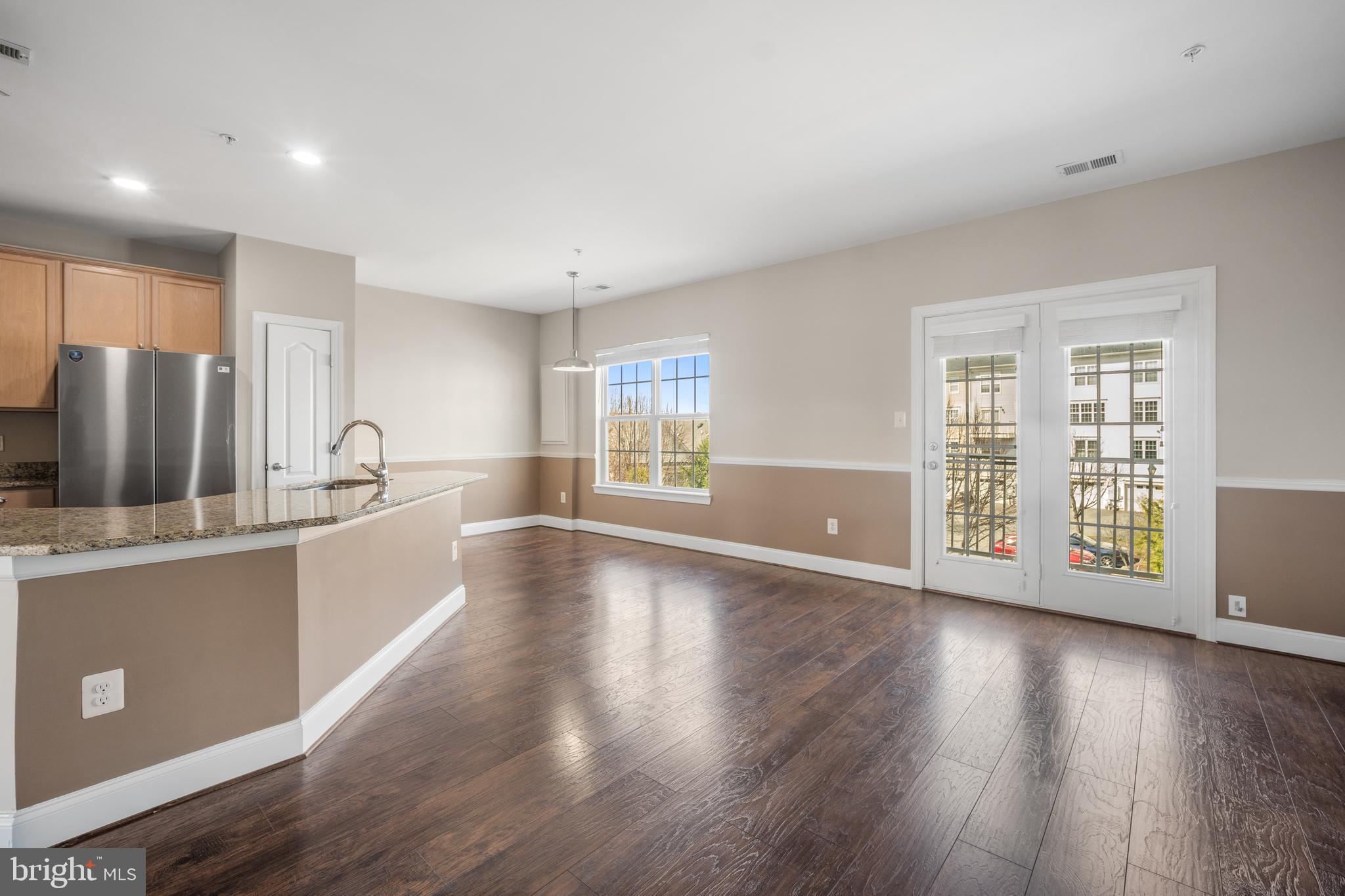 602 Highland Ridge Avenue, Unit 200 Gaithersburg, MD 20878 - Photo 13 of 28