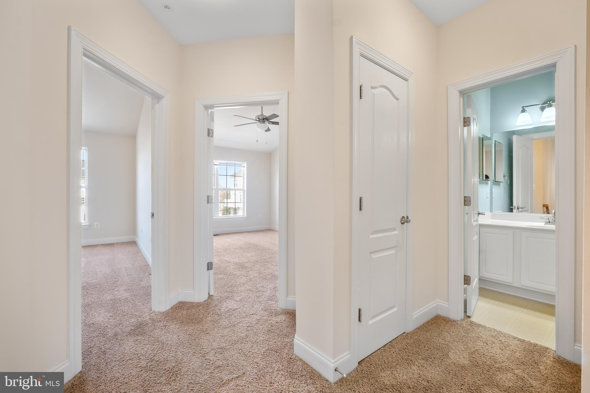 602 Highland Ridge Avenue, Unit 200 Gaithersburg, MD 20878 - Photo 17 of 28