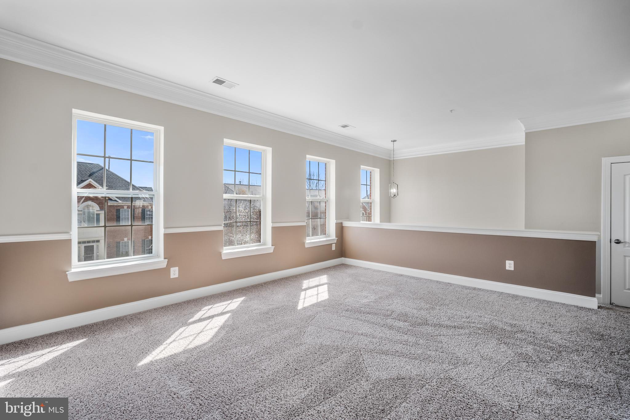 602 Highland Ridge Avenue, Unit 200 Gaithersburg, MD 20878 - Photo 4 of 28