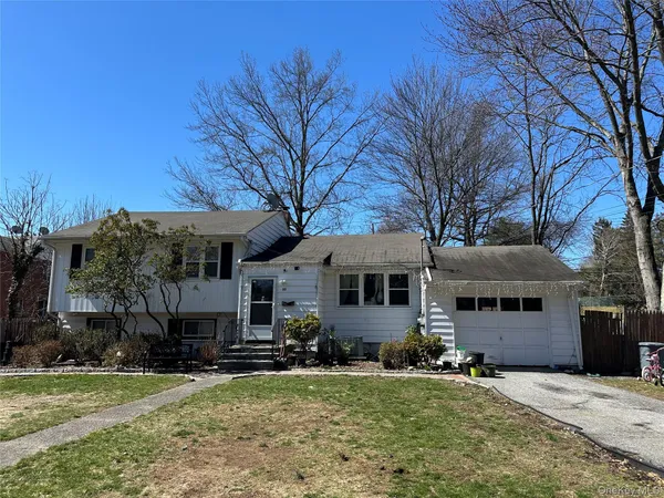 $679,900 | 33 Marion Place, Pearl River, NY 10965