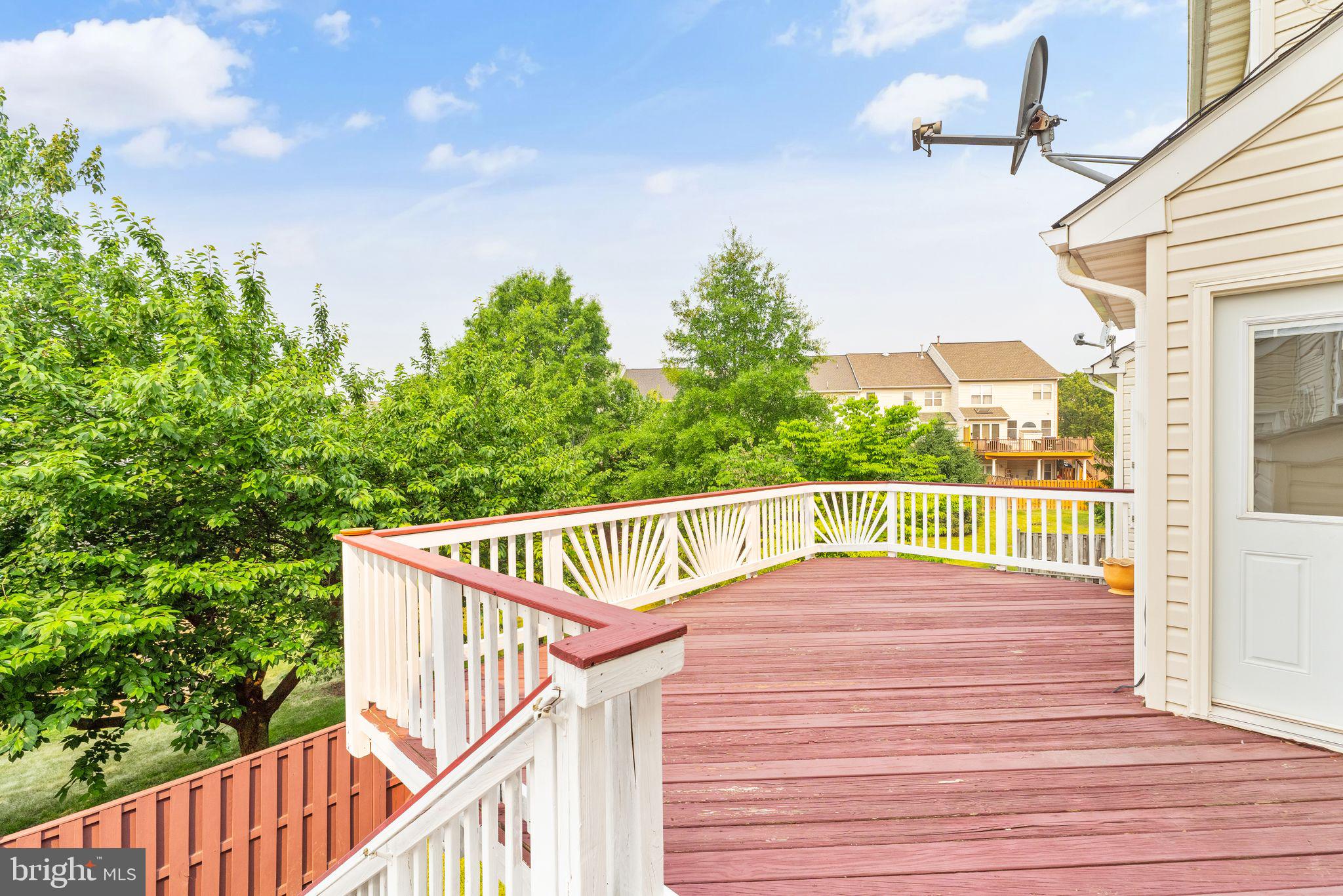 21546 Trowbridge Square Ashburn, VA 20147 - Photo 11 of 68