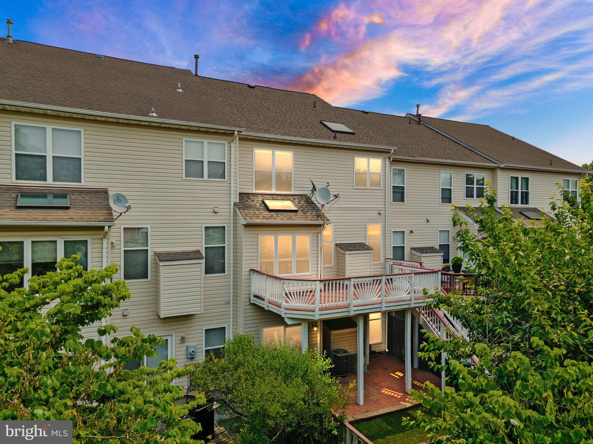 21546 Trowbridge Square Ashburn, VA 20147 - Photo 12 of 68