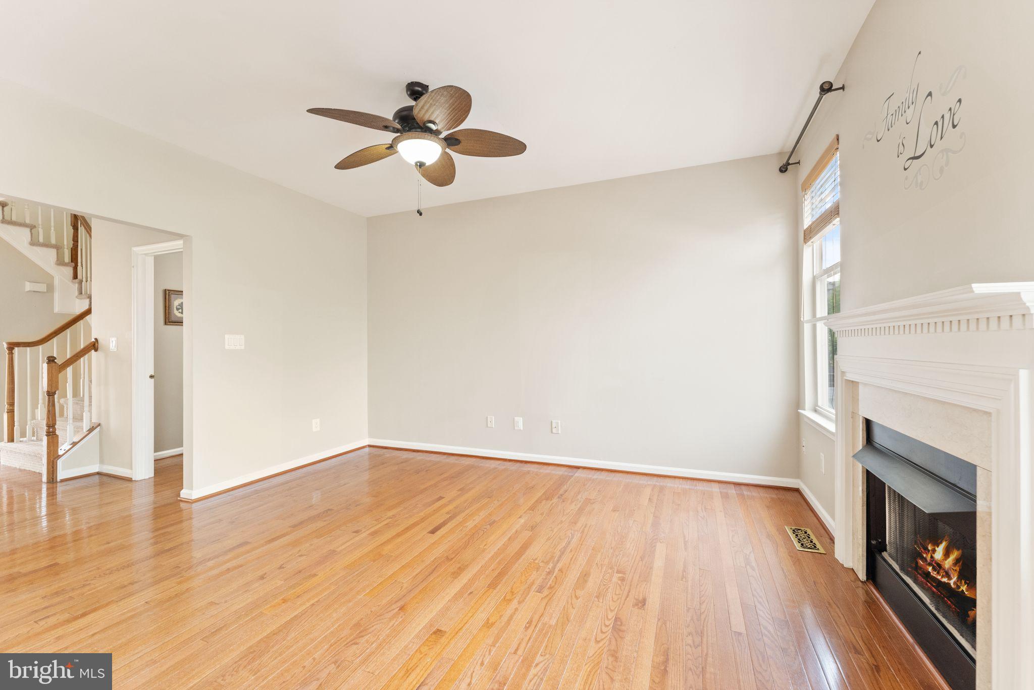 21546 Trowbridge Square Ashburn, VA 20147 - Photo 17 of 68