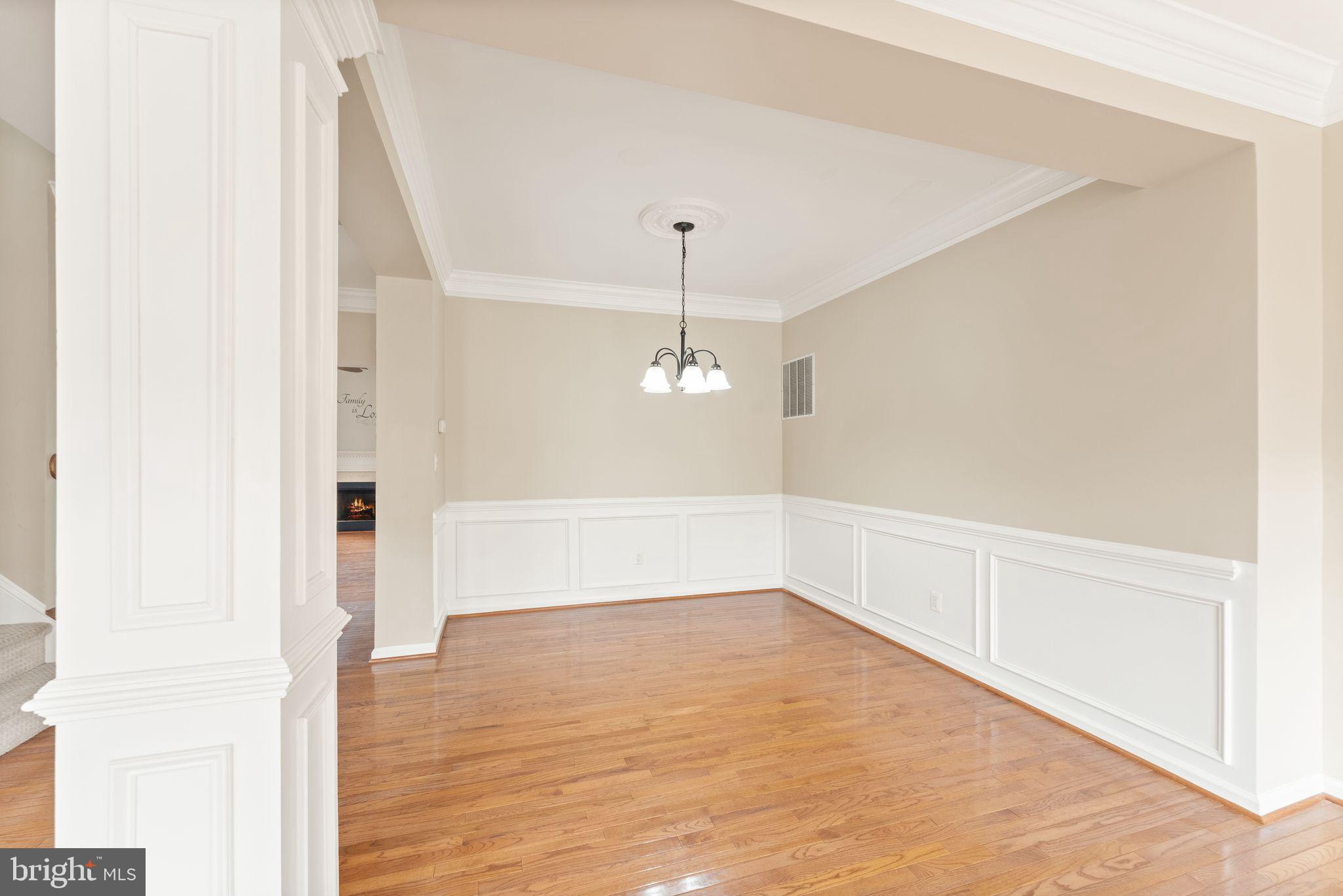 21546 Trowbridge Square Ashburn, VA 20147 - Photo 19 of 68