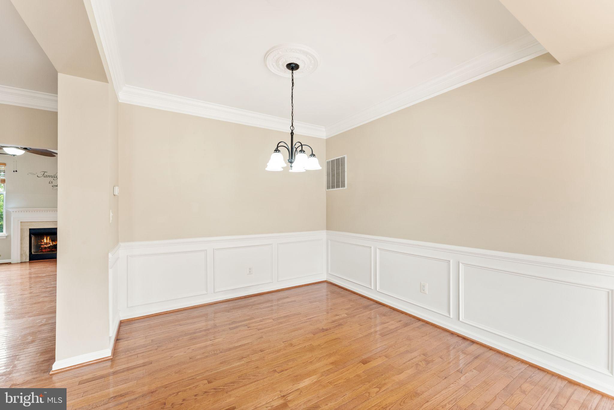 21546 Trowbridge Square Ashburn, VA 20147 - Photo 20 of 68