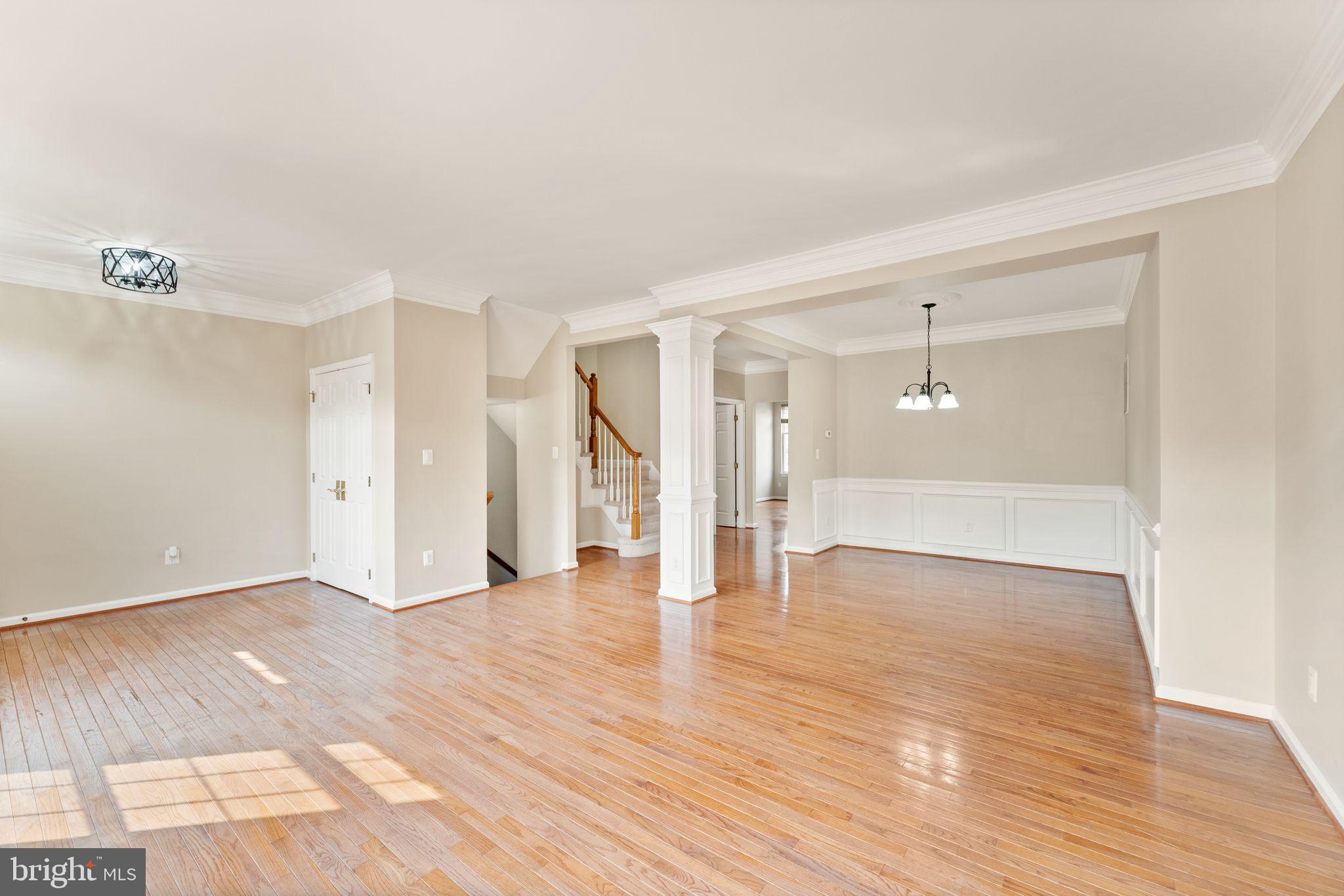 21546 Trowbridge Square Ashburn, VA 20147 - Photo 25 of 68