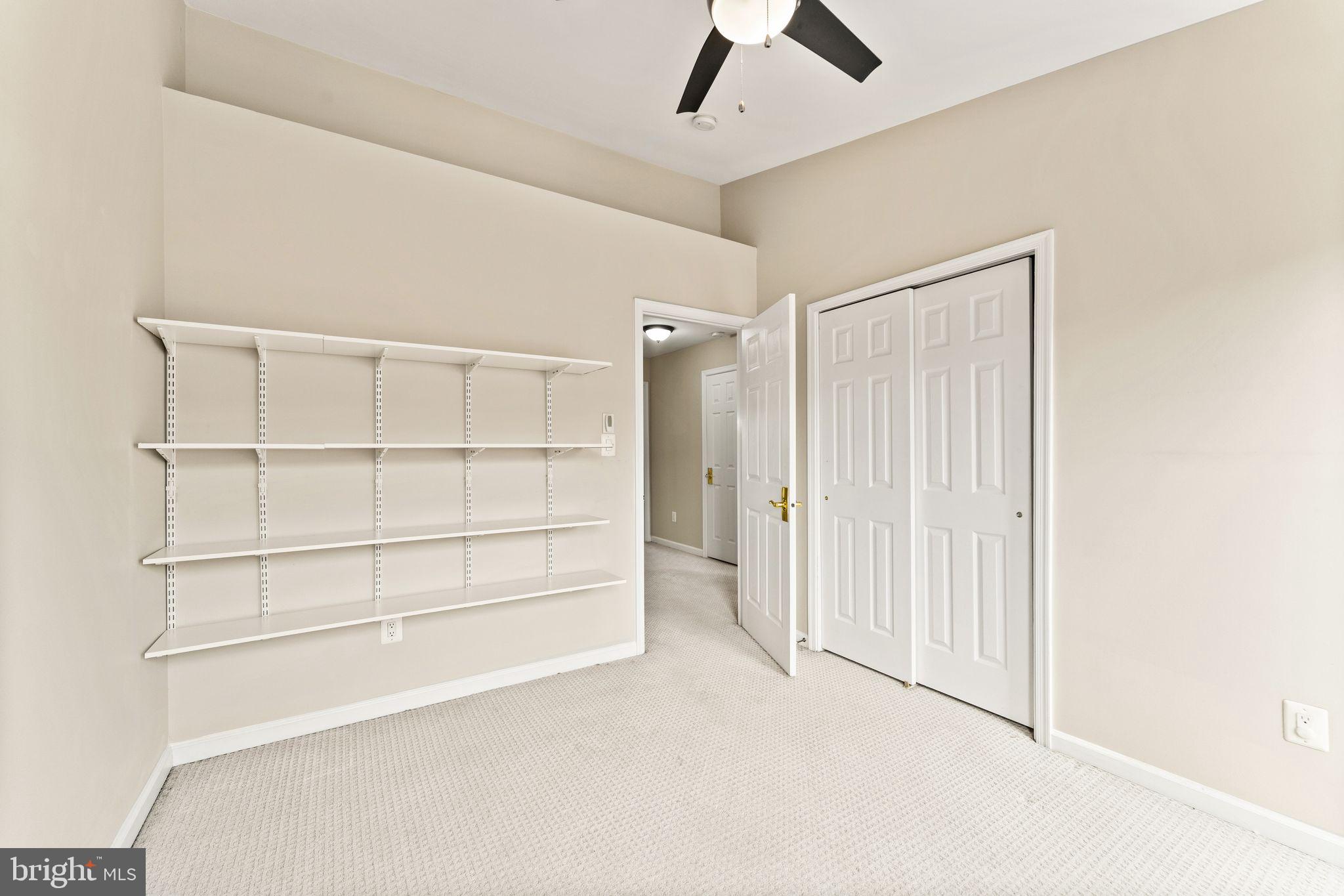 21546 Trowbridge Square Ashburn, VA 20147 - Photo 42 of 68