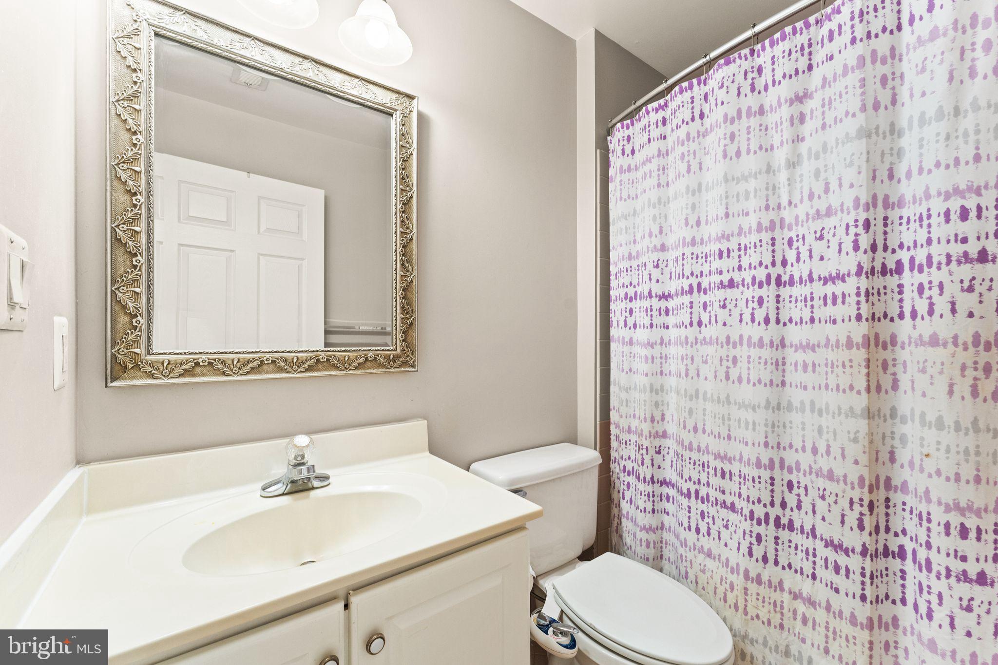 21546 Trowbridge Square Ashburn, VA 20147 - Photo 43 of 68