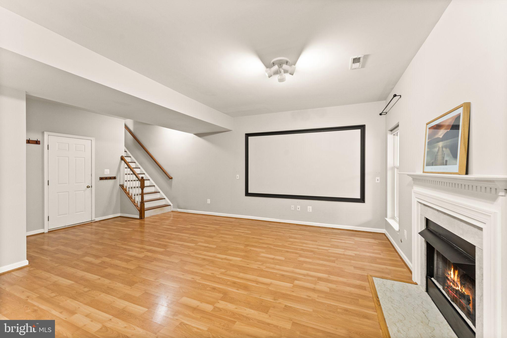 21546 Trowbridge Square Ashburn, VA 20147 - Photo 45 of 68