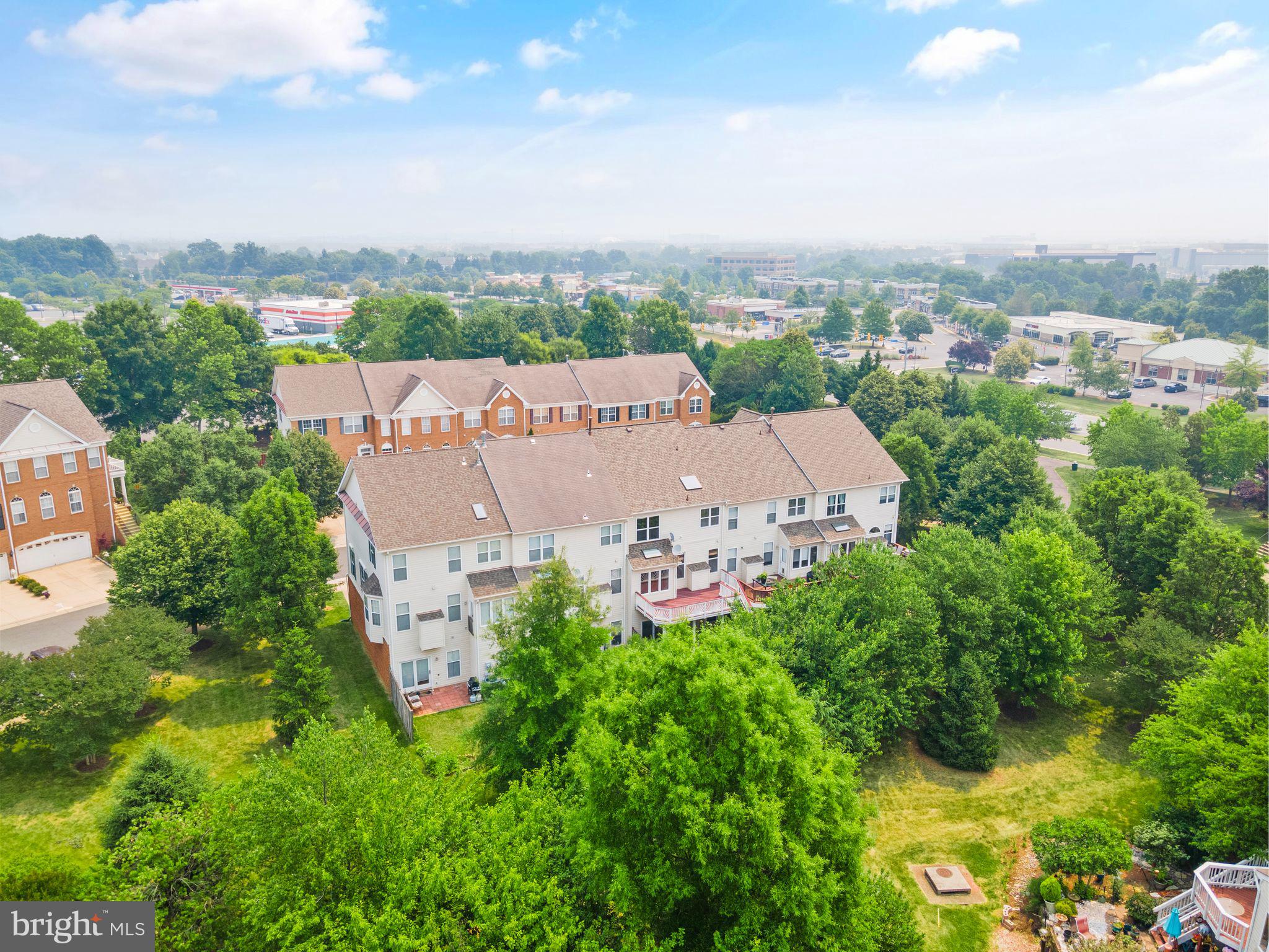 21546 Trowbridge Square Ashburn, VA 20147 - Photo 60 of 68