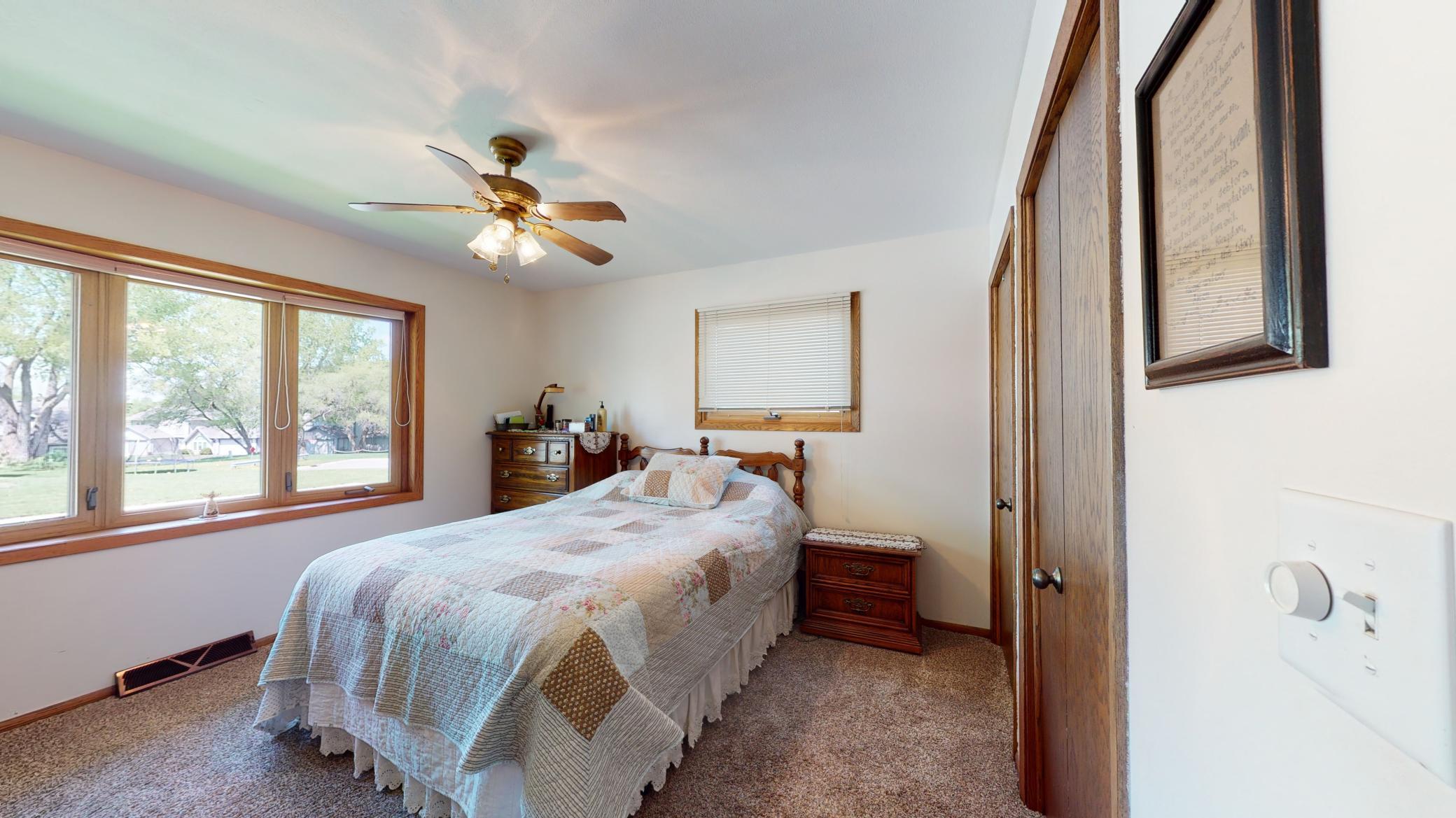 108 26th Street Northwest Rochester, MN 55901 - Photo 11 of 39