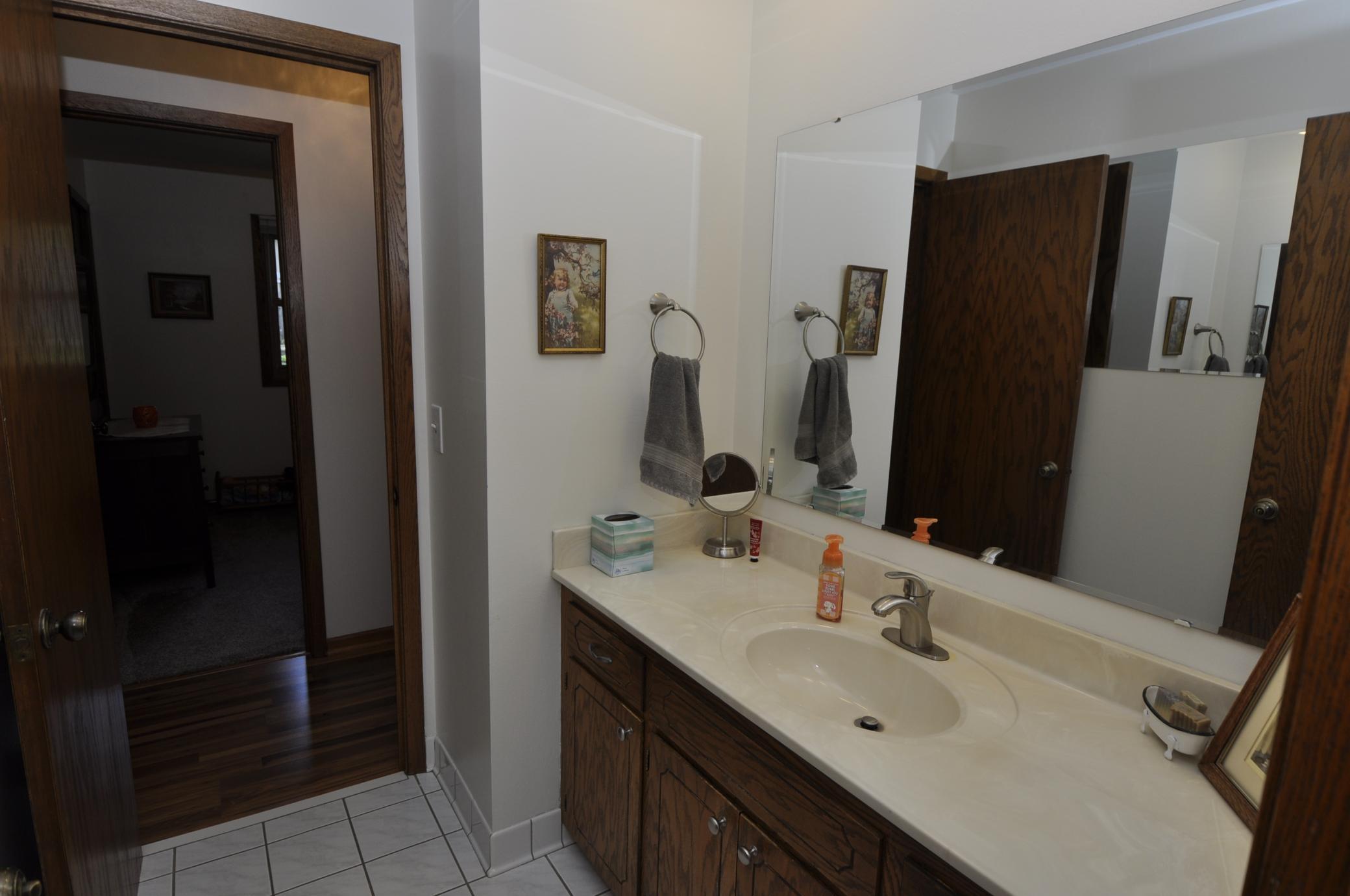 108 26th Street Northwest Rochester, MN 55901 - Photo 17 of 39