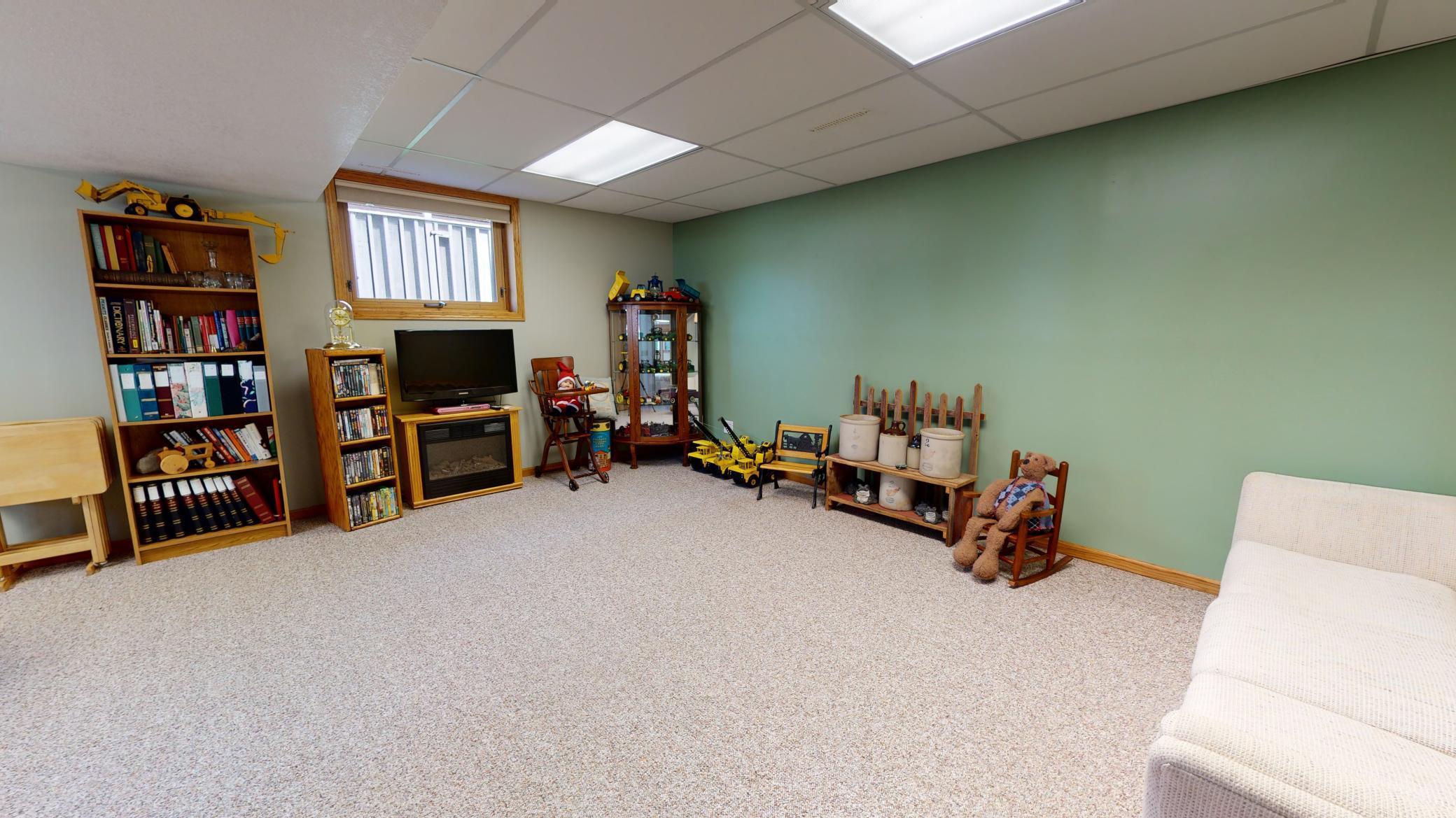 108 26th Street Northwest Rochester, MN 55901 - Photo 21 of 39