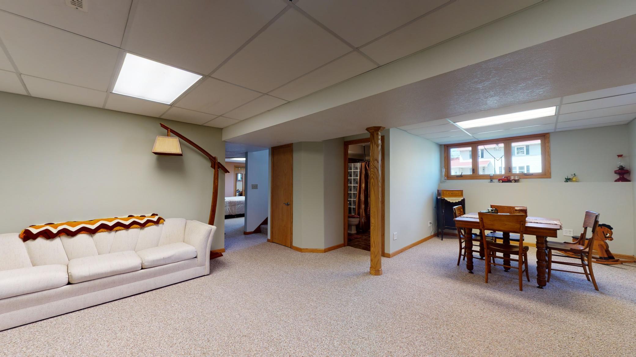 108 26th Street Northwest Rochester, MN 55901 - Photo 22 of 39