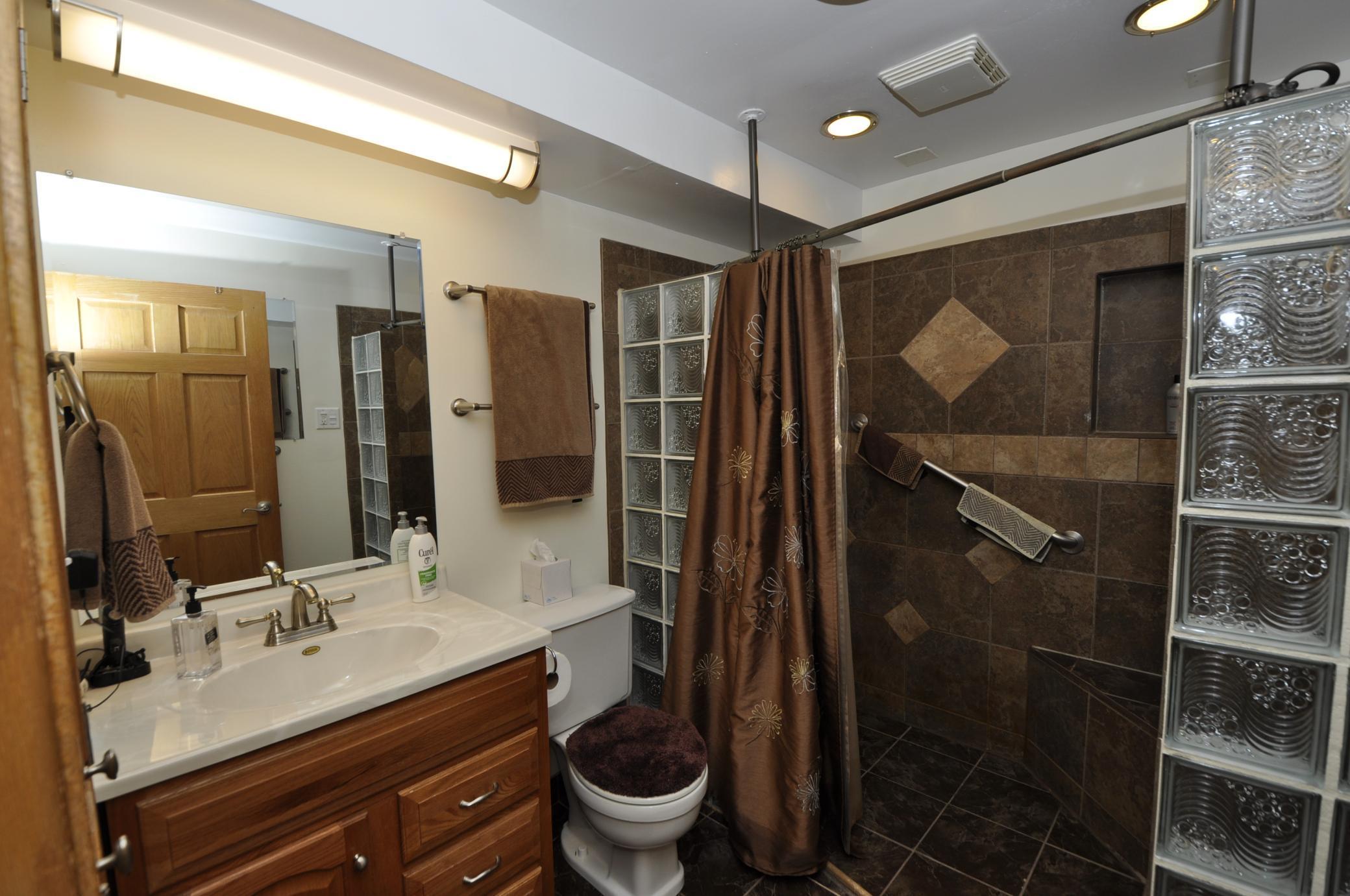 108 26th Street Northwest Rochester, MN 55901 - Photo 26 of 39
