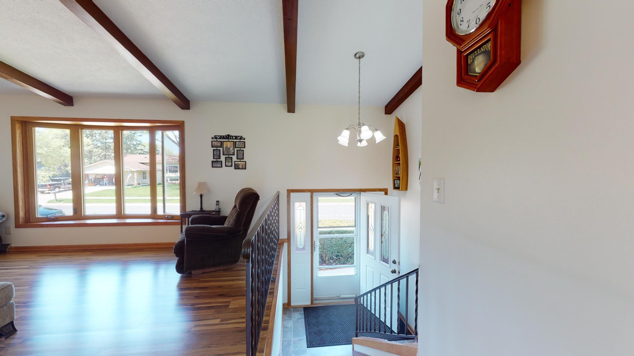 108 26th Street Northwest Rochester, MN 55901 - Photo 3 of 39